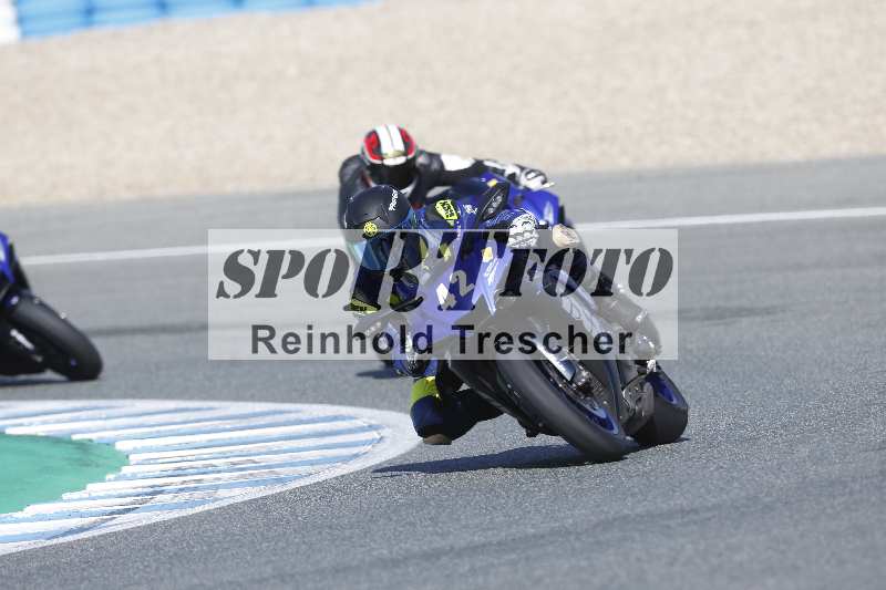 /02 28.-31.01.2025 Moto Center Thun Jerez/gruen-green/42